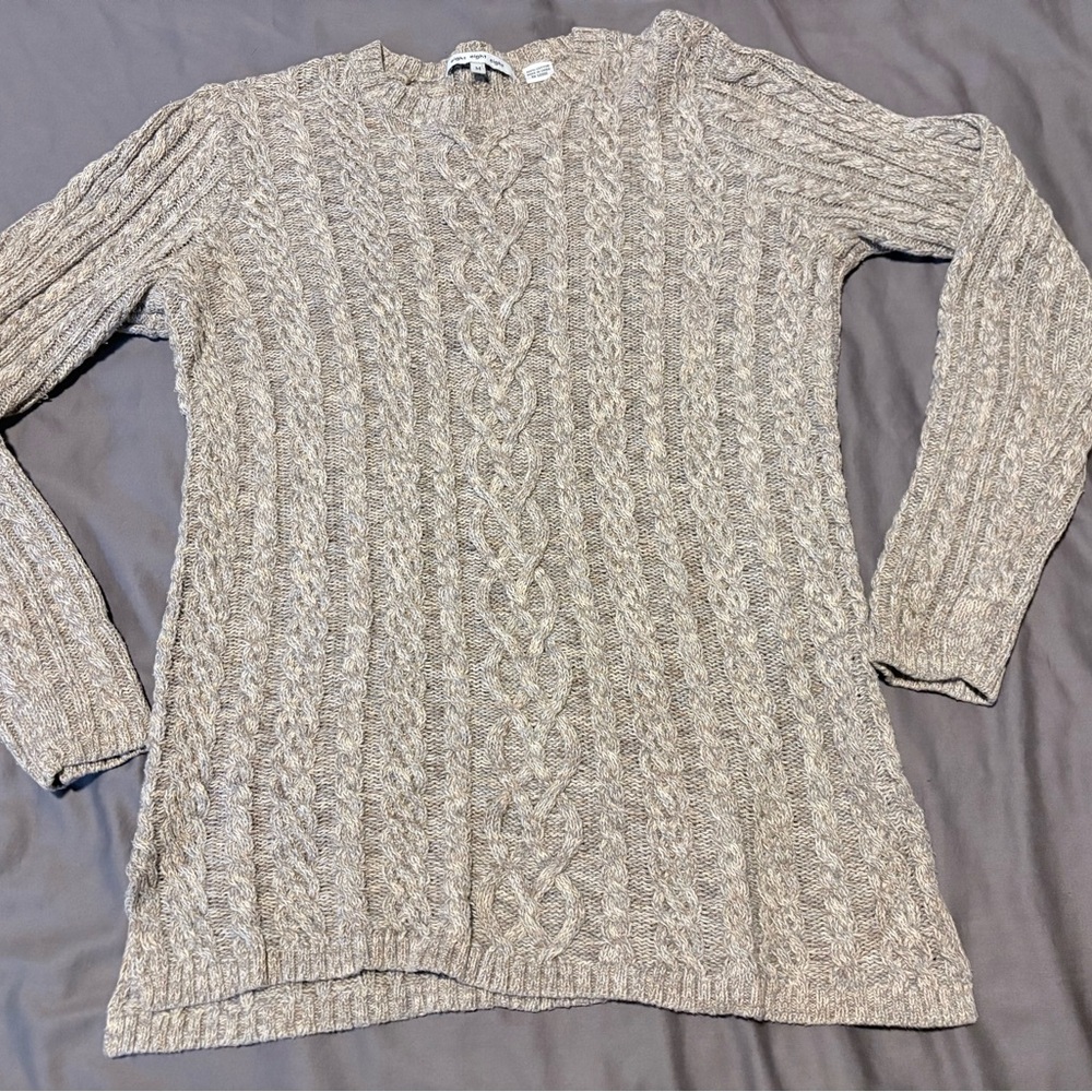 Eight Eight Eight Women's Cable Knit Sweater - Beige